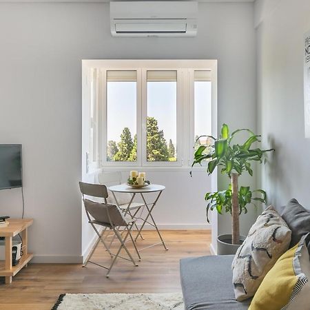 Spacious Apt Campo D'Ourique With Ac リスボン エクステリア 写真
